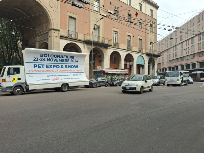 Camion Vela Bologna