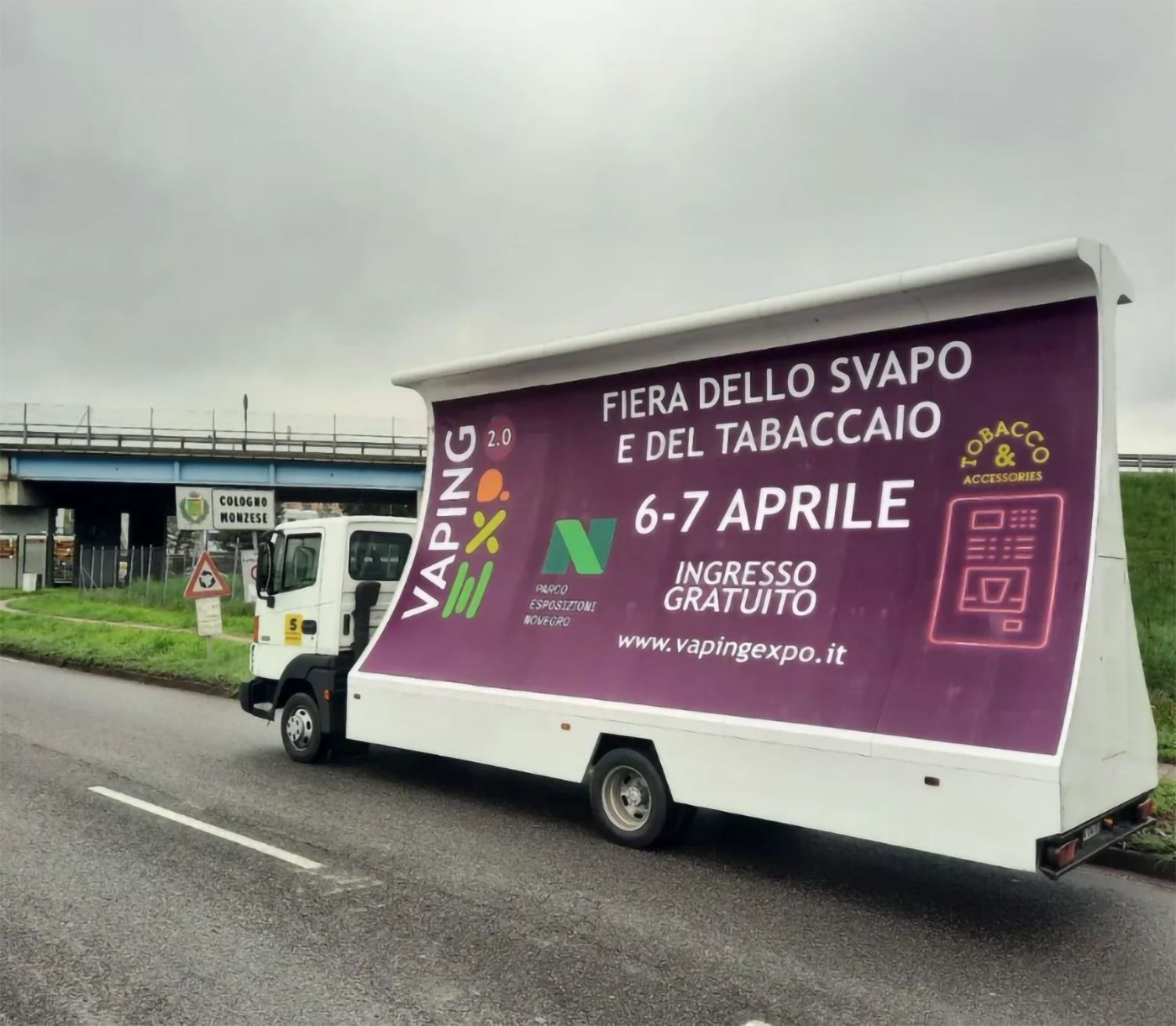 Camion-Vela-Milano